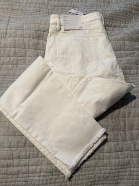 NWT LOFT White Wide-Leg High-Rise Jeans with Frayed Hem
